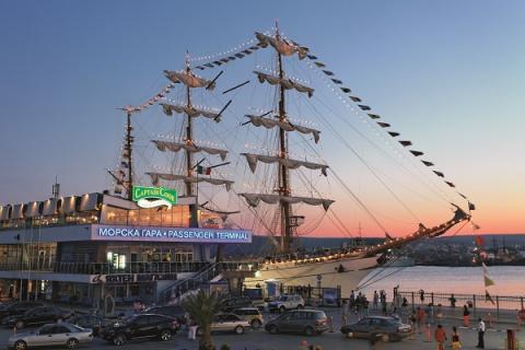 Cruise to Varna ! - Κεντρική Εικόνα Cruise to Varna ! - Κεντρική Εικόνα