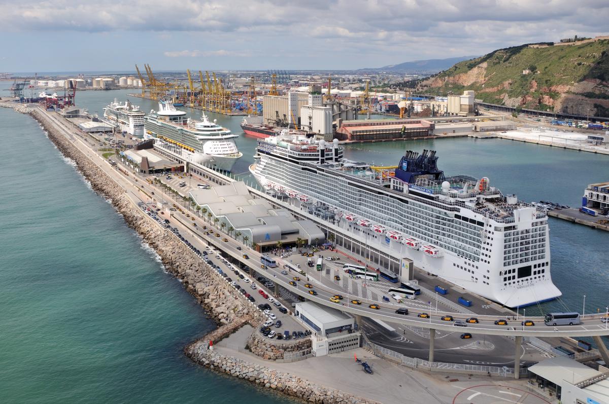 cruise port of bcn
