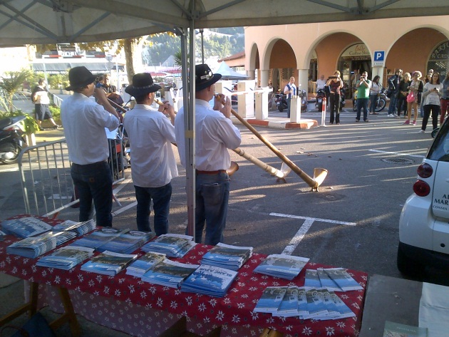 The French Riviera mountains come to Cruise Passengers in Villefranche - Κεντρική Εικόνα