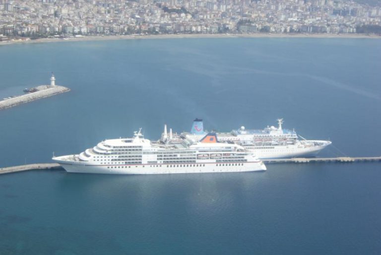 Alanya Cruise Port: Cruise Season Kicks Off with the Arrival of a TUI Duo - Κεντρική Εικόνα