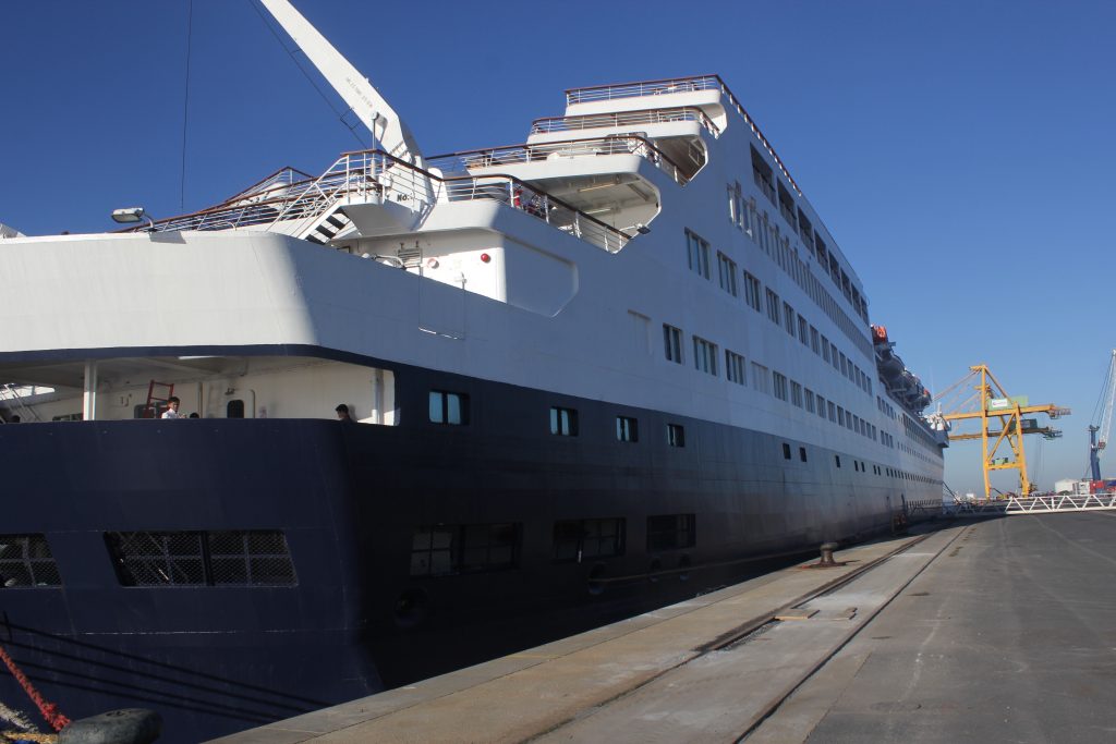 Port of Huelva welcomes Saga Sapphire with more than 1,000 passengers - Κεντρική Εικόνα