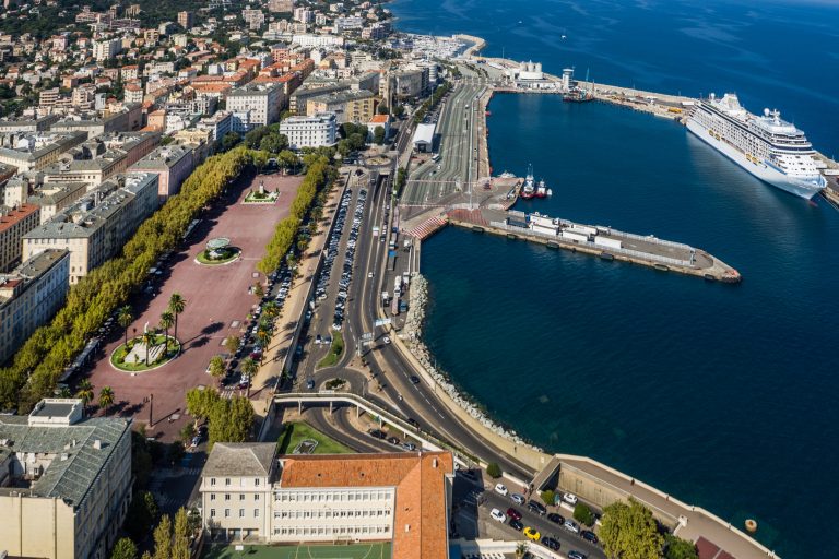 Port of Bastia hosts Seven Seas Explorer maiden call in Corsica - Κεντρική Εικόνα