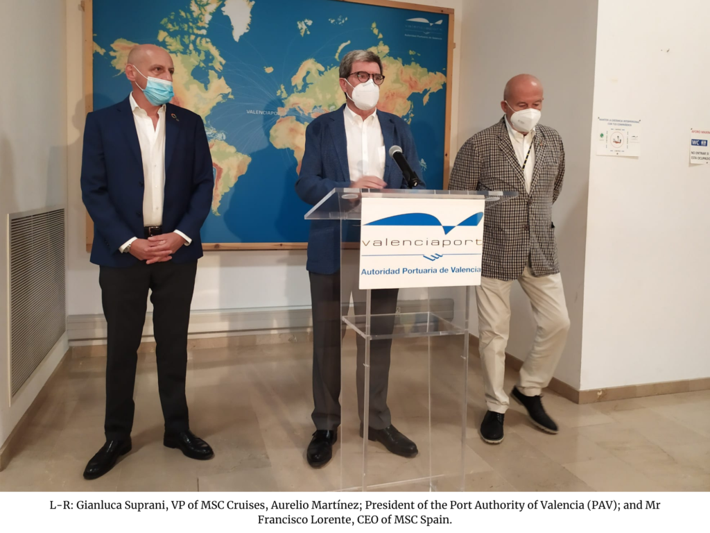 Port of València is welcoming the MSC Grandiosa every Friday until 5th November (L-R: President of the Port Authority of Valencia (PAV), Aurelio Martínez along with Gianluca Suprani, VP of MSC Cruise accompanied by Francisco Lorente, CEO of MSC Spain) (August 2021)